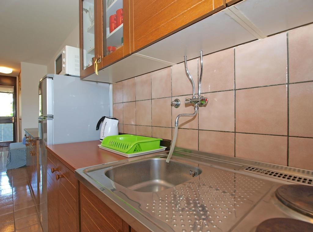 Apartment Stipe 1444 Marčana Eksteriør billede